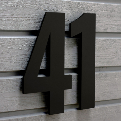 Husnummer akryl H290 mm - font Oswald